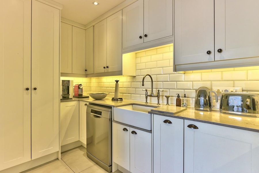 2 Bedroom Property for Sale in Cape Town City Centre Western Cape